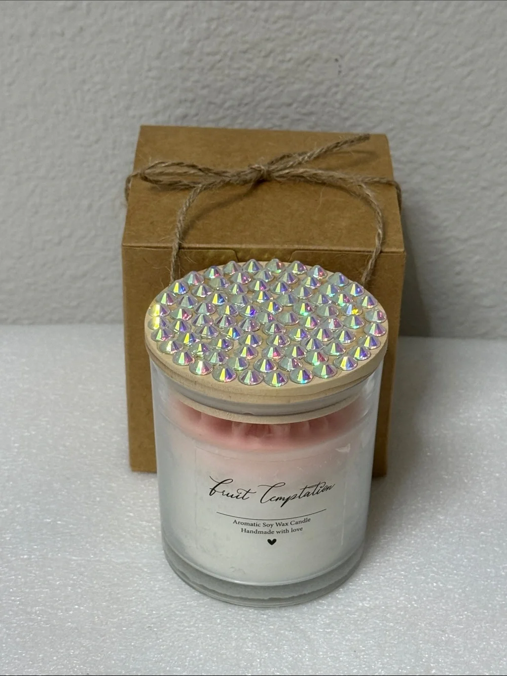🌸✨ Hand-Poured Pink Floral Soy Candle with Sparkling Rhinestone Lid ✨🌸